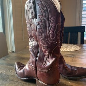 Lucchese women’s boots